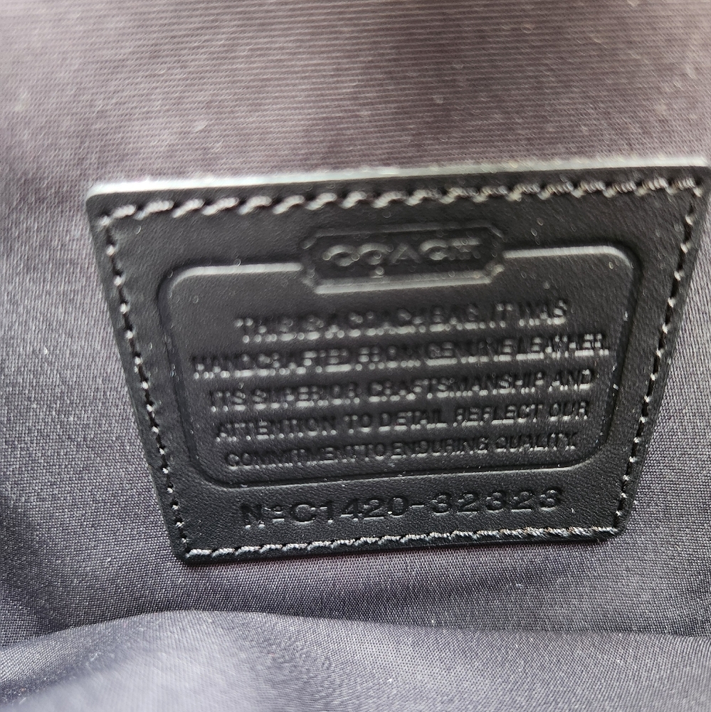 NWT Coach The Borough Bag In Metallic Leather - Picture 8 of 11